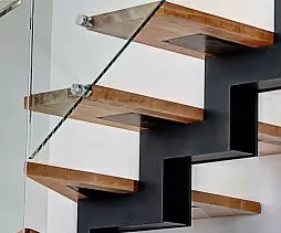 Картинка — Лестницы на ломаном косоуре 